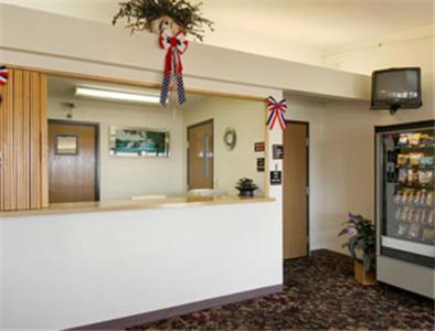 Red Carpet Inn - Windom Interior photo
