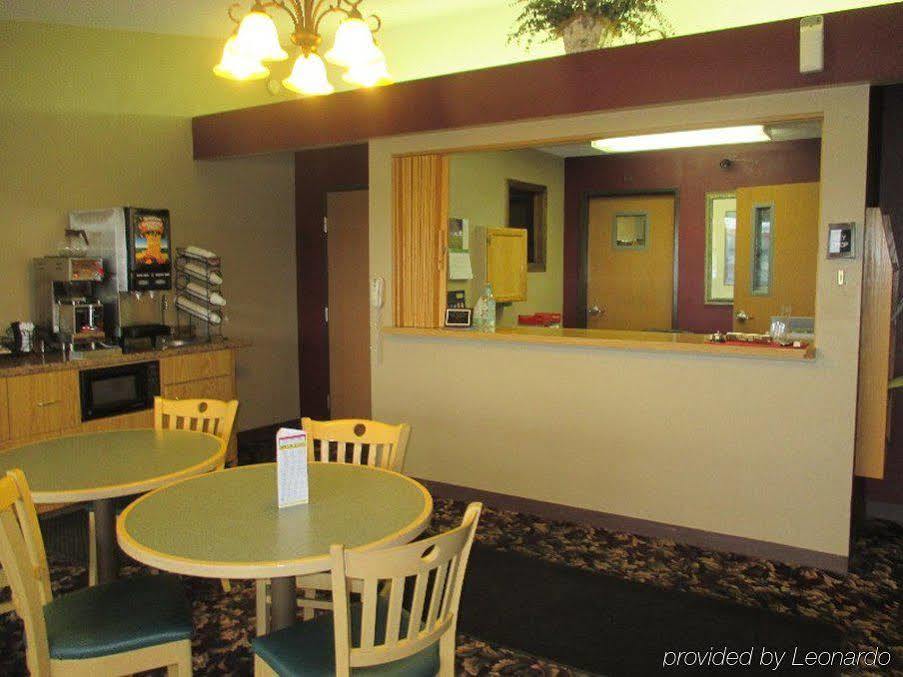 Red Carpet Inn - Windom Exterior photo