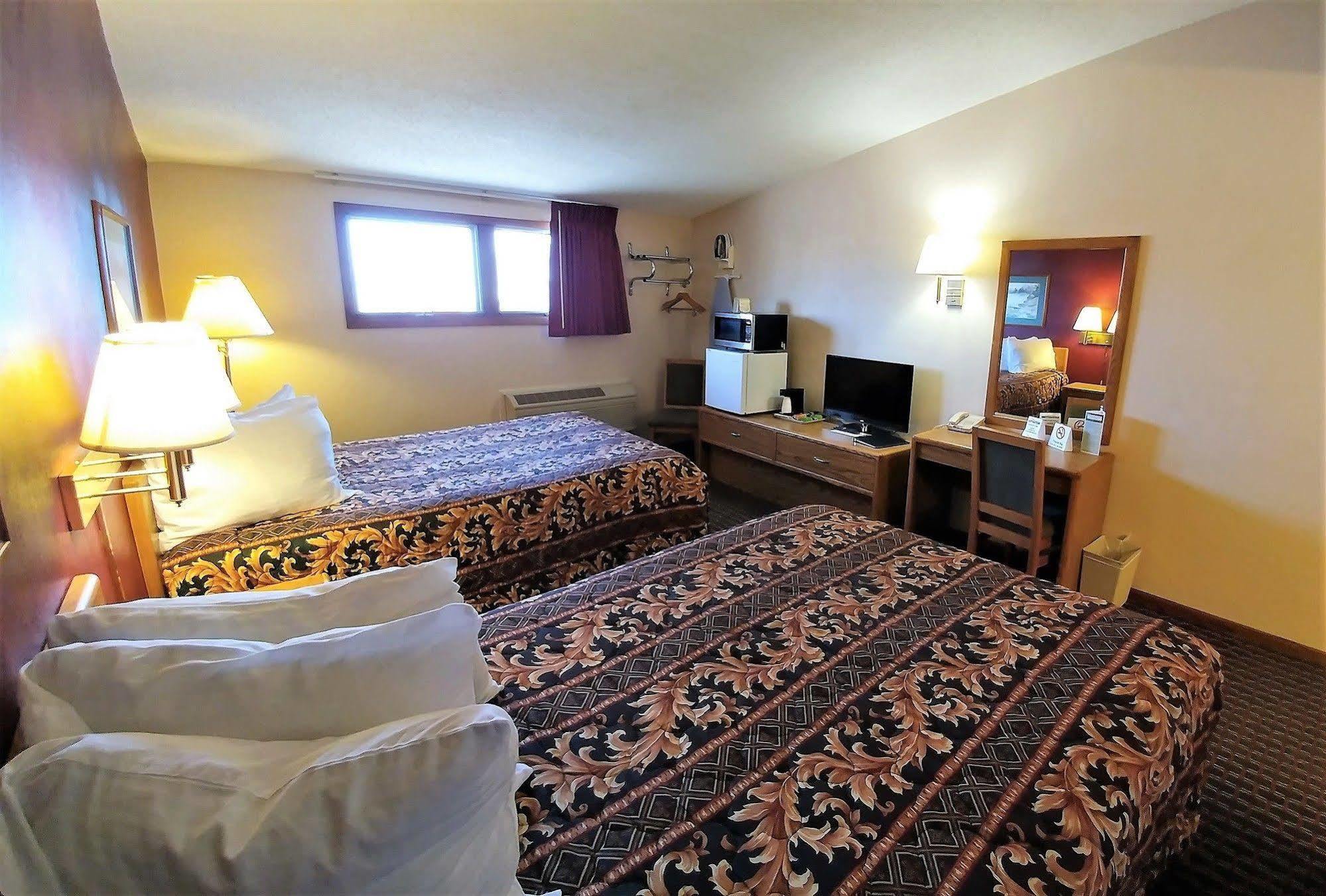 Red Carpet Inn - Windom Exterior photo